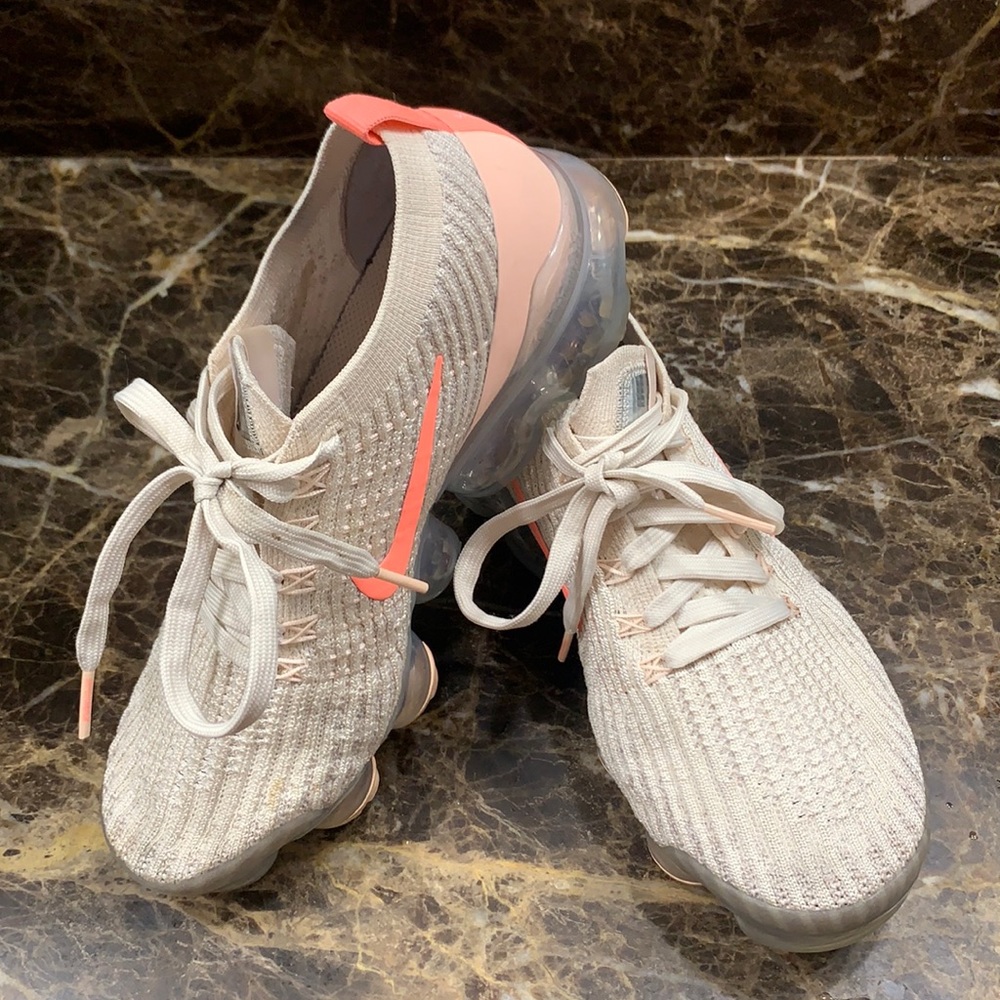 Women’s Nike Vapor Max